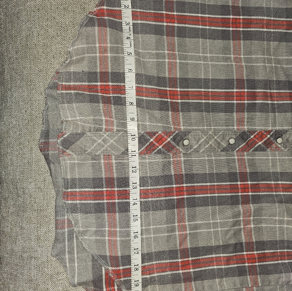 Wrangler Men's Casual Plaid Shirt - Red and Gray - Picture 9 of 12